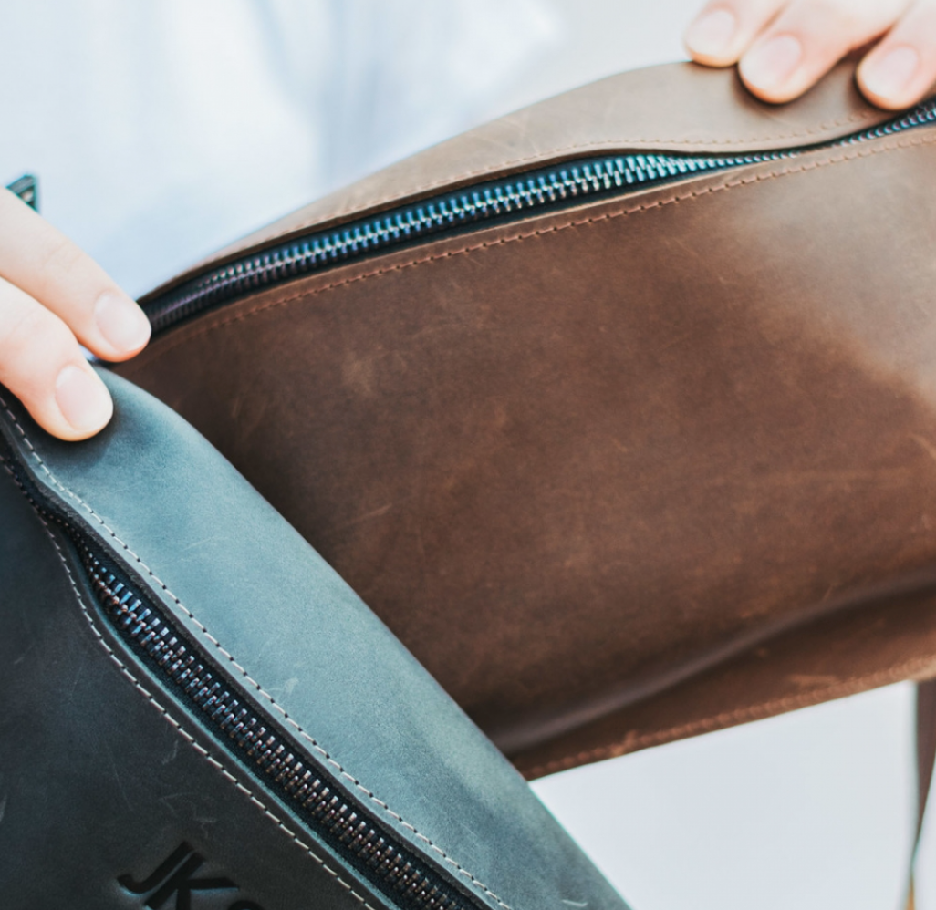 Crazy Horse Leather Bag | Adjustable Belt Banana Bag | Gute Leder